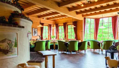 Almhotel Edelweiss im Almdorf Reiteralm