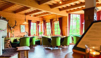 Almhotel Edelweiss im Almdorf Reiteralm