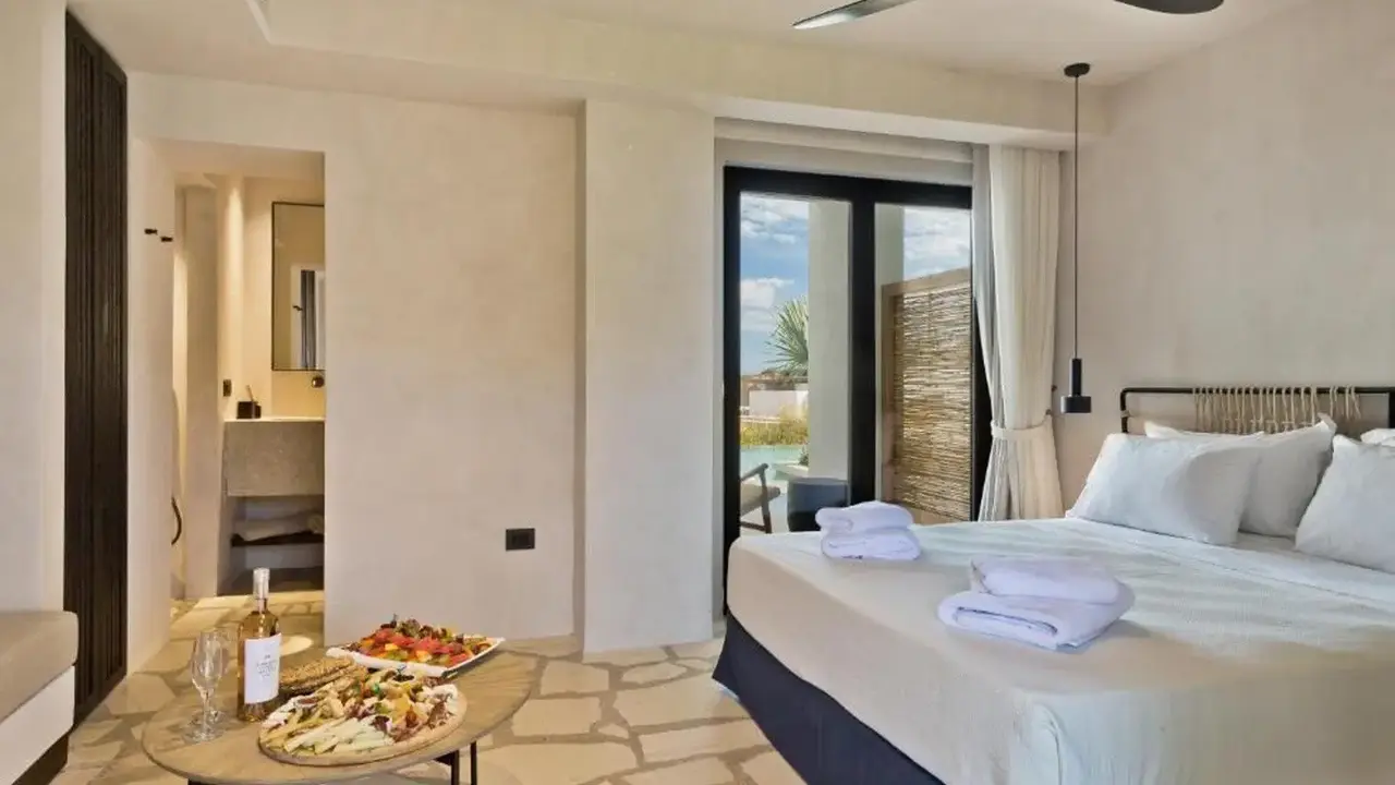 Almi Luxury Rooms