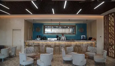 Almyros Beach Resort & Spa