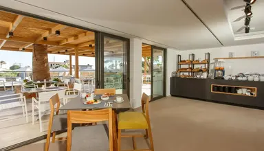 Aloe Boutique Hotel Powered by Anissa Beach