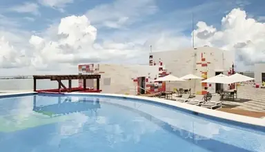 Aloft Cancun