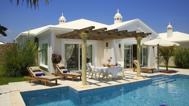 Alondra Villas & Suites
