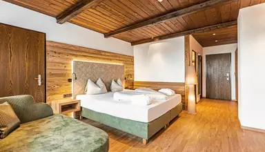 Alpenhotel...fall in love