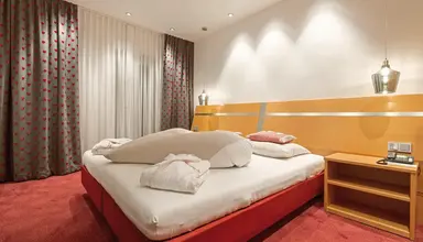 Alpenhotel...fall in love