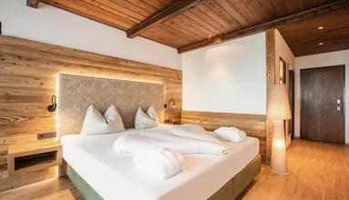 Alpenhotel...fall in love