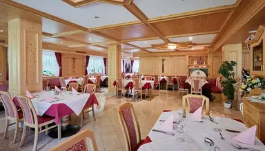 Alpenhotel Schonwald