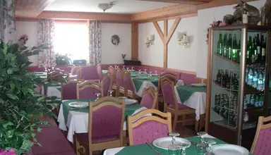 Alpenrose (Fiera Di Primiero)