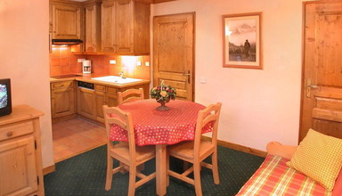 Alpina Lodge