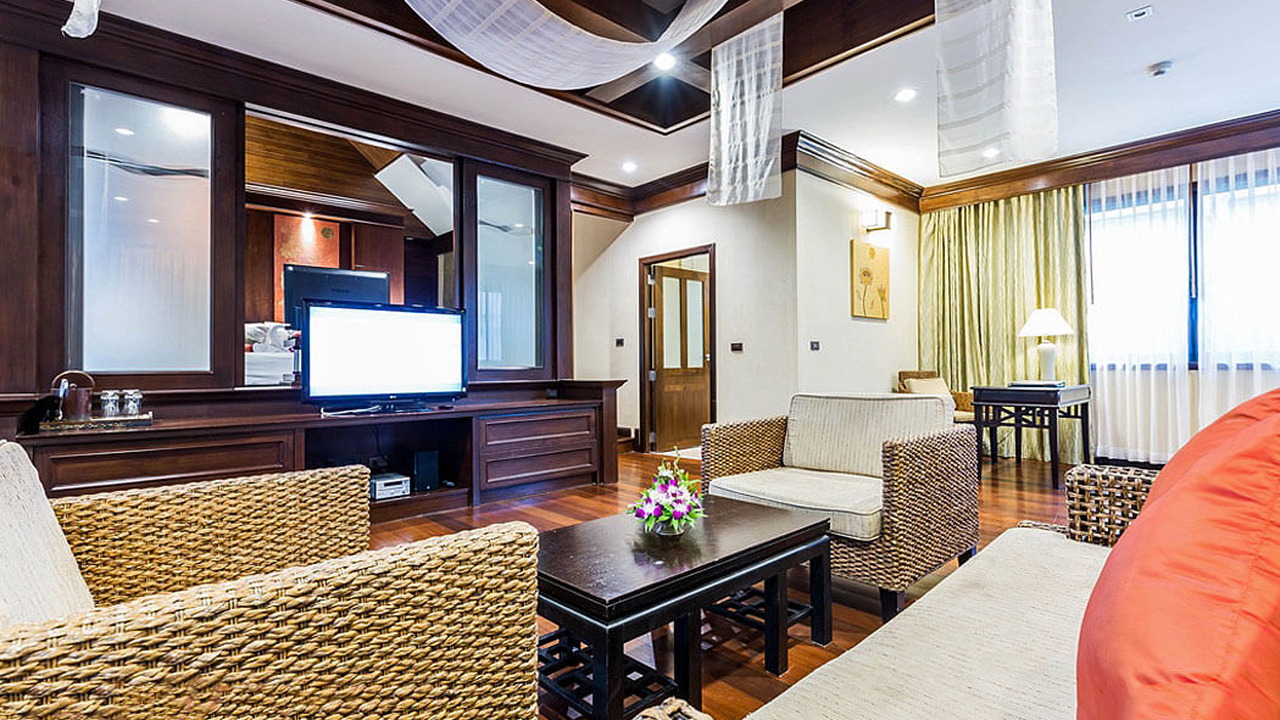 Alpina Phuket Nalina Resort And Spa