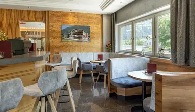 Alpina (Ried Im Zillertal)