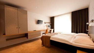 Alpine Lodge (Gstaad)