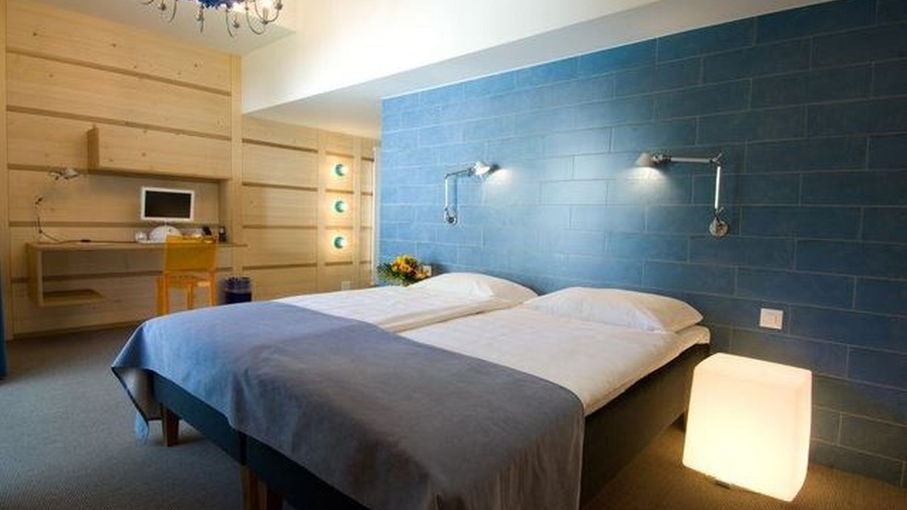 Alpine Lodge (Gstaad)
