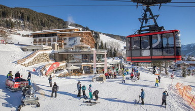 Alpine Resort Schwebebahn