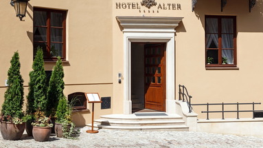 Alter