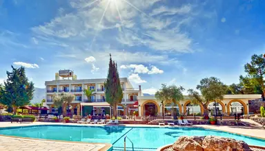 Altinkaya Resort