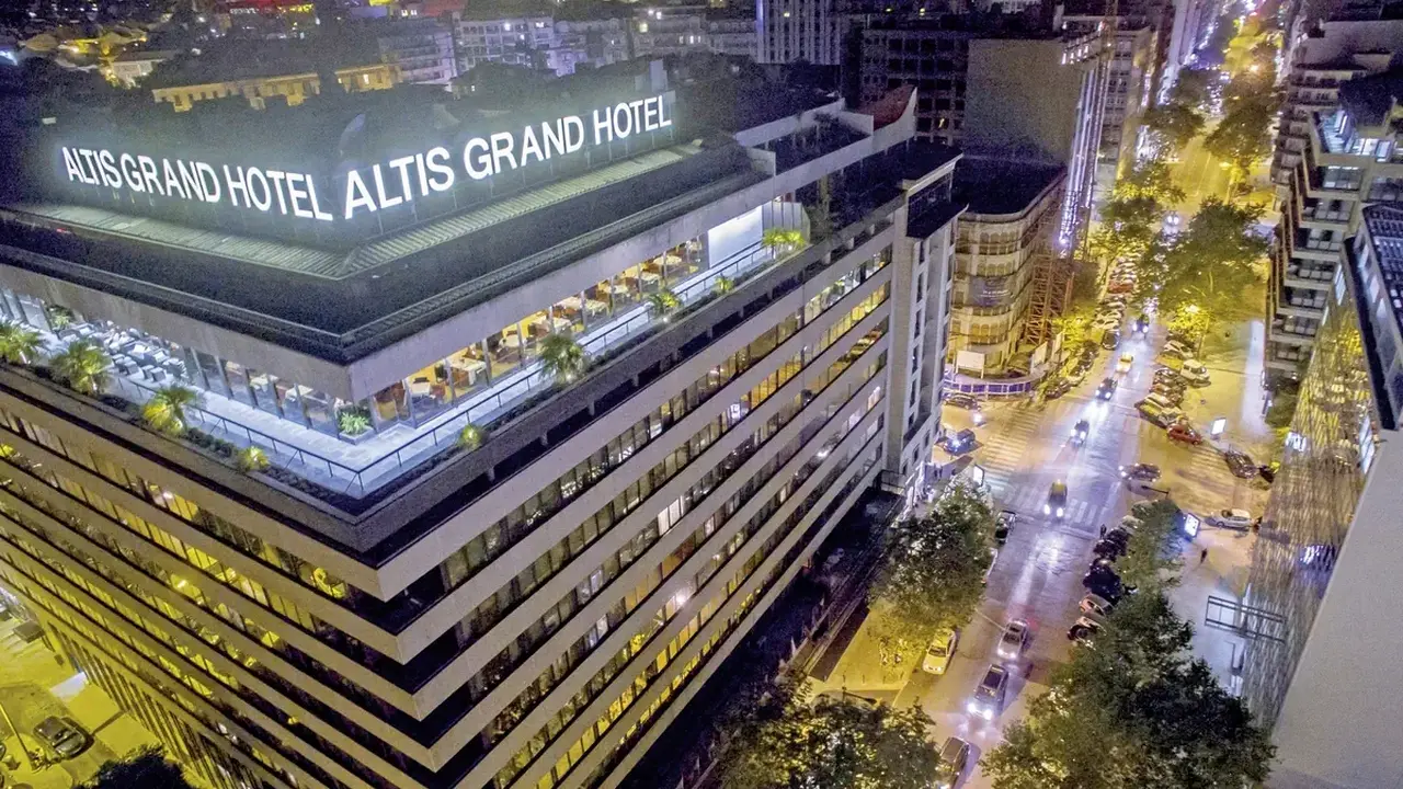 Altis Grand