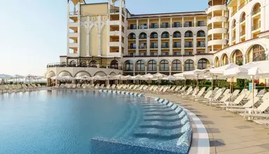 Alua Helios Bay