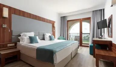 Alua Helios Bay