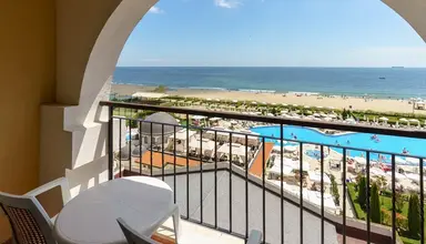 Alua Helios Bay
