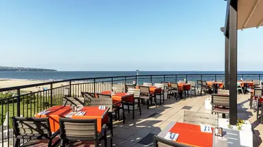 Alua Helios Bay