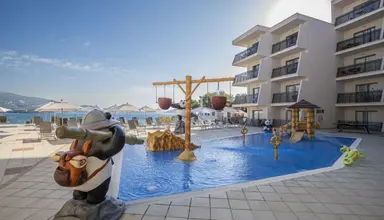 Alua Palmanova Bay