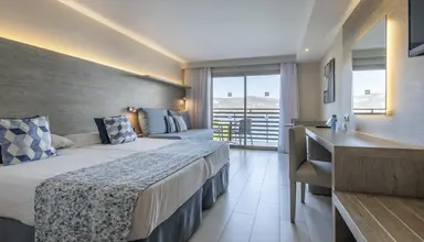 Alua Palmanova Bay
