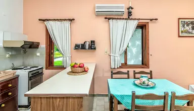 Alykes Park Bungalows & Apartments