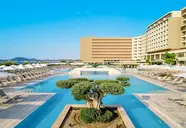 Amada Colossos Resort