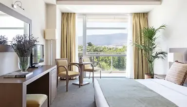 Amalia Athens