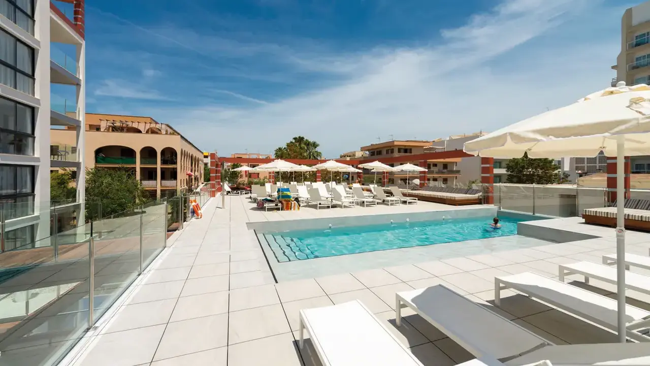 Amarac Suites
