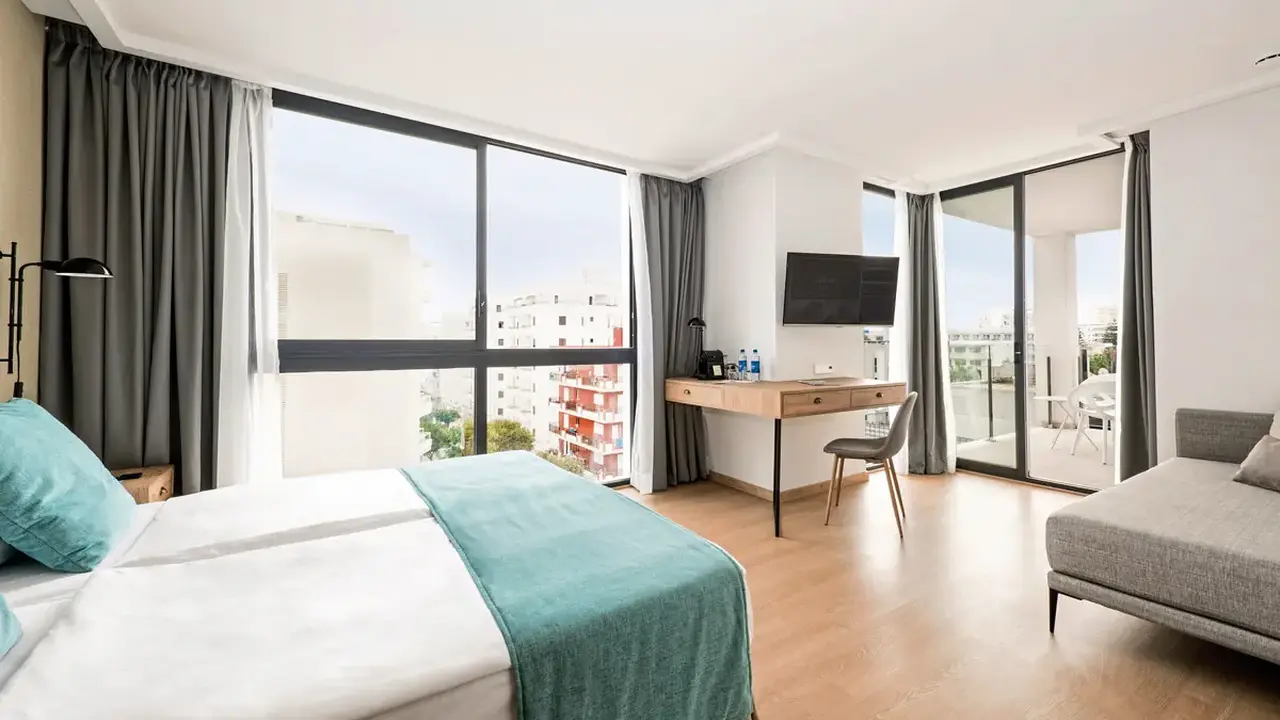 Amarac Suites