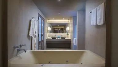 Amari Vogue Resort