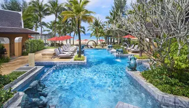 Amari Vogue Resort