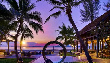 Amari Vogue Resort
