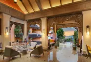 Amari Vogue Resort