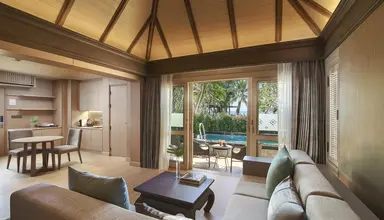 Amari Vogue Resort