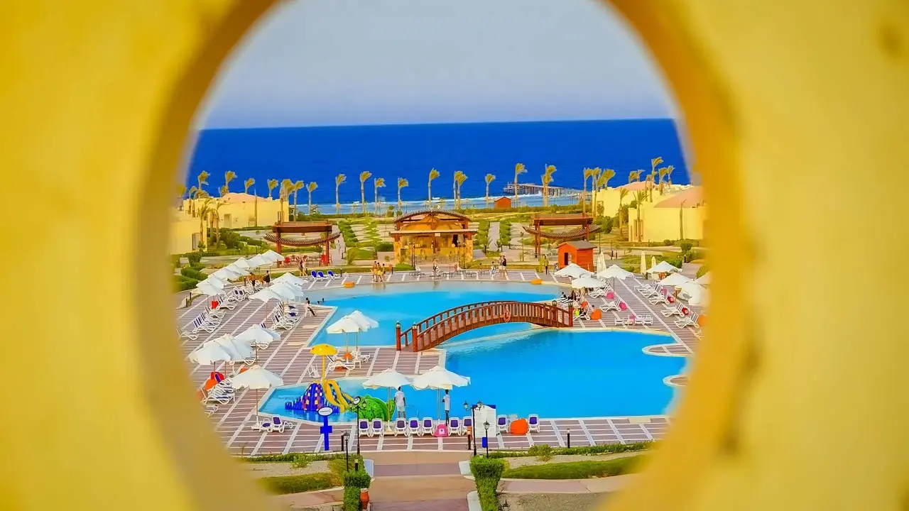 Amarina Queen Resort