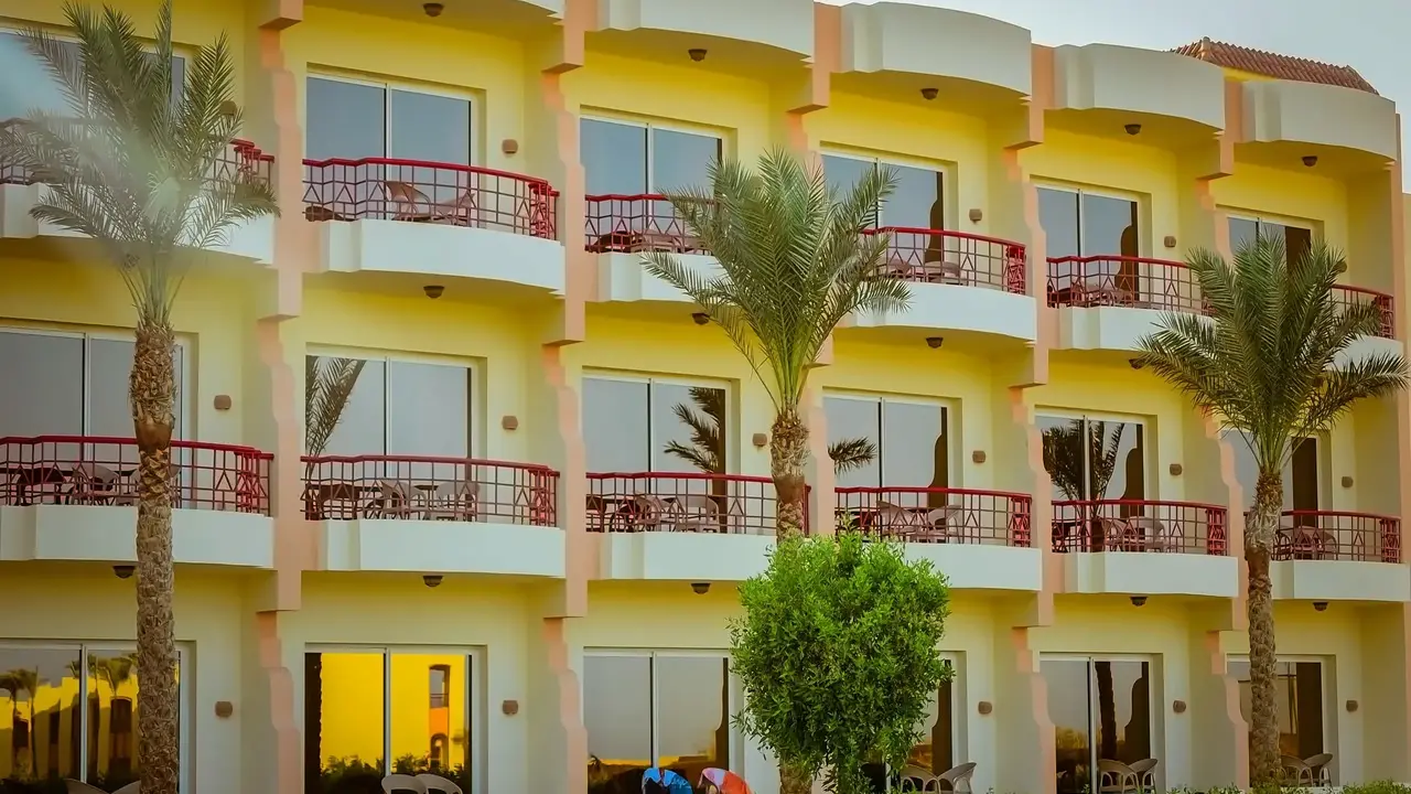 Amarina Queen Resort