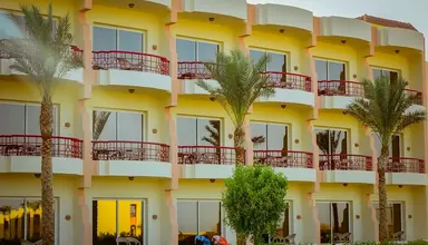 Amarina Queen Resort