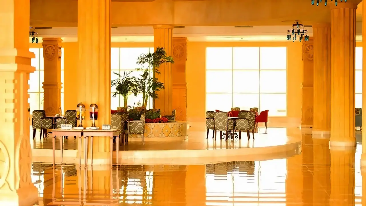 Amarina Queen Resort
