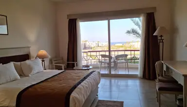 Amarina Queen Resort