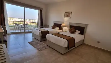 Amarina Queen Resort