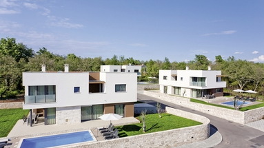 Amaris Villas