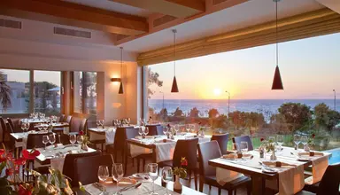 Amathus Elite Suites