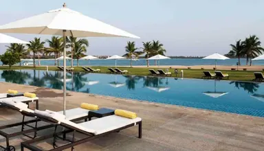 Amaya Beach Passikudah