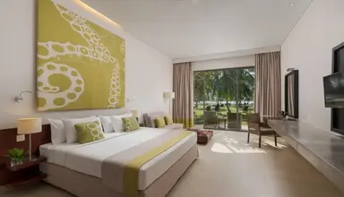 Amaya Beach Passikudah