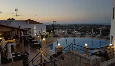 Amazones Village Suites