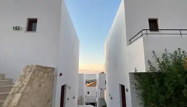 Amazones Village Suites