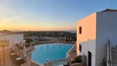 Amazones Village Suites